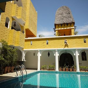 Riad Hua Hin